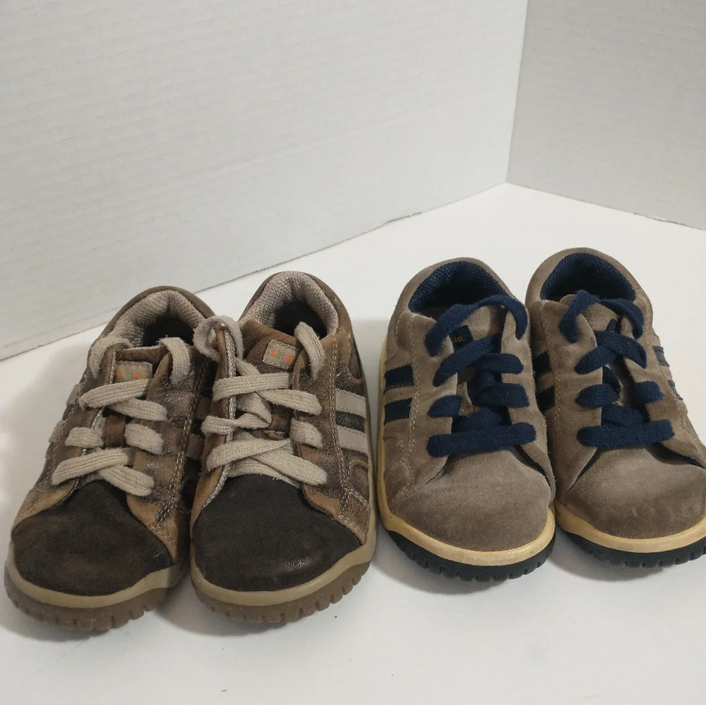 2 Stride‎ Rite Sprout Leather And Suede Sneakers, Size 7 And 7.5, Built To Last